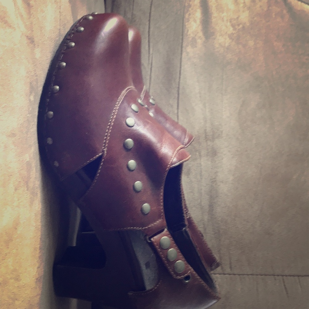 Dansko Women’s Clogs